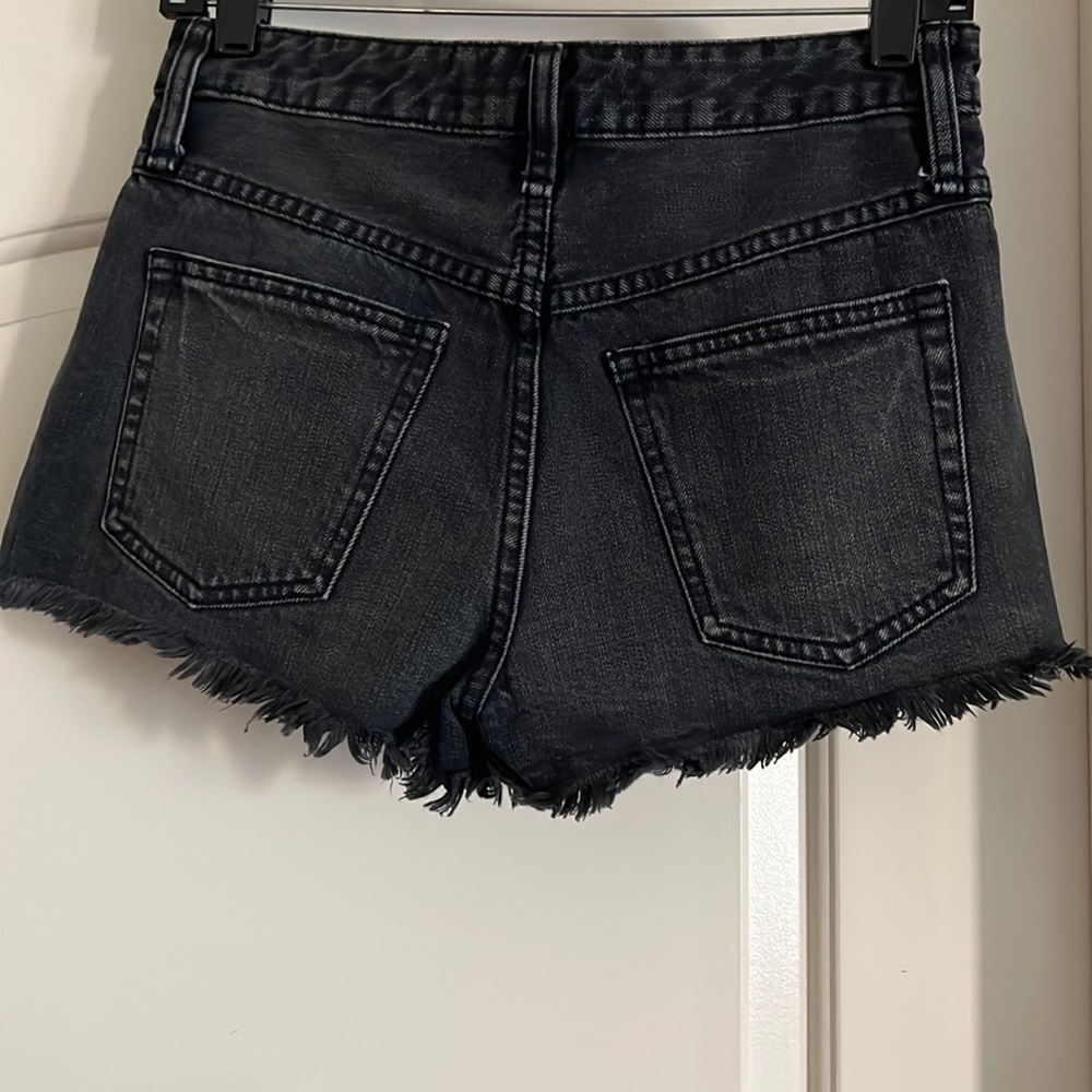Free People~Frayed Denim Short Shorts / Black / Host Pick - Picture 4 of 7